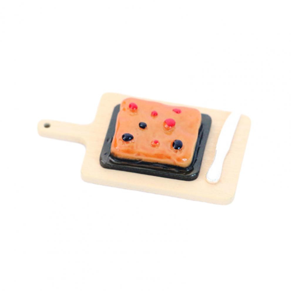 

Dollhouse Miniature Realistic Fine Workmanship Mini Simulated Decorate Resin Blueberry Pizza Doll House Accessories Home Decor