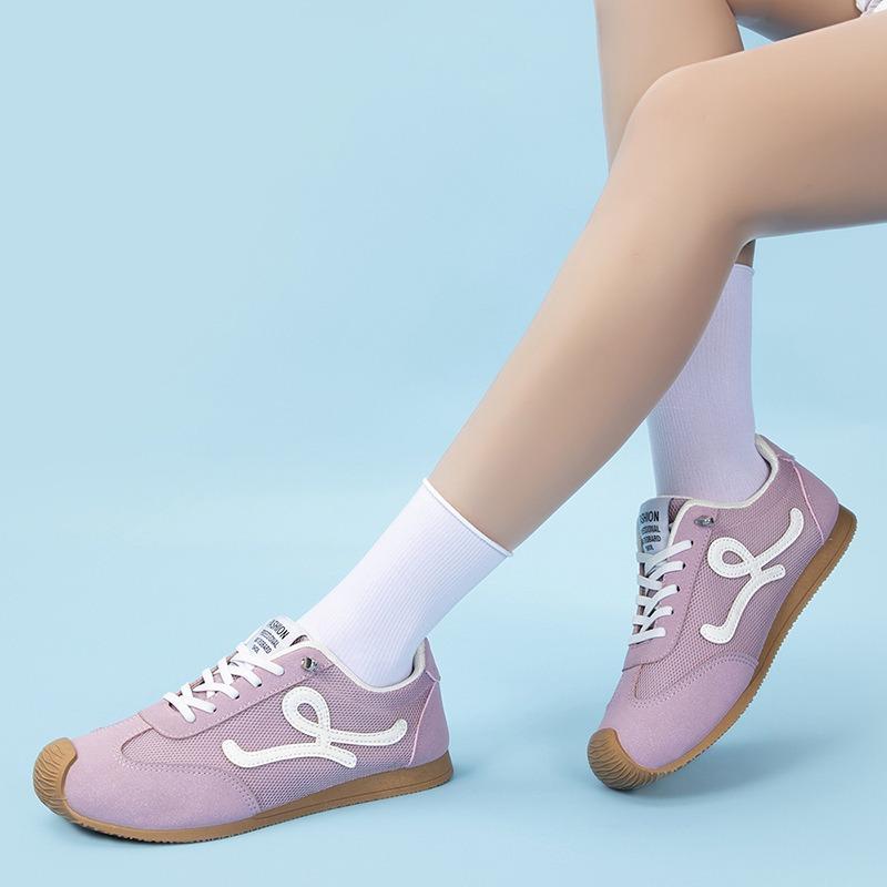 Summer Mesh Breathable Women's New Women's Shoes Versatile Flat-bottomed Retro Casual Sports Shoes