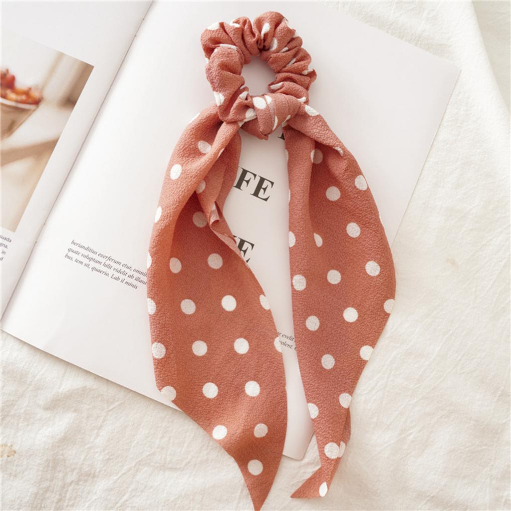 Floral Fabric Scrunchie Hair Tie with Long Ribbon Bow Lightweight Elastic Hair Accessory for Women and Girls Suitable for Various Hairstyles