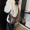 Retro bag women's large-capacity new versatile casual niche shoulder messenger bag commuter dumpling bag
