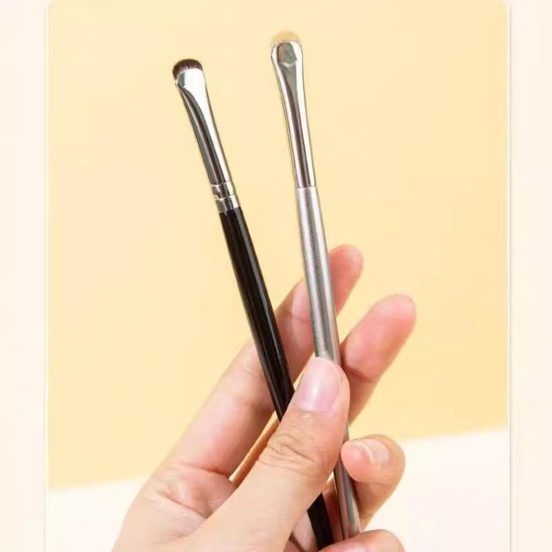 Crescent Eyeliner & Eyeshadow Brush - Angled Makeup Tool for Lower Eyelid & Aegyo Sal.
