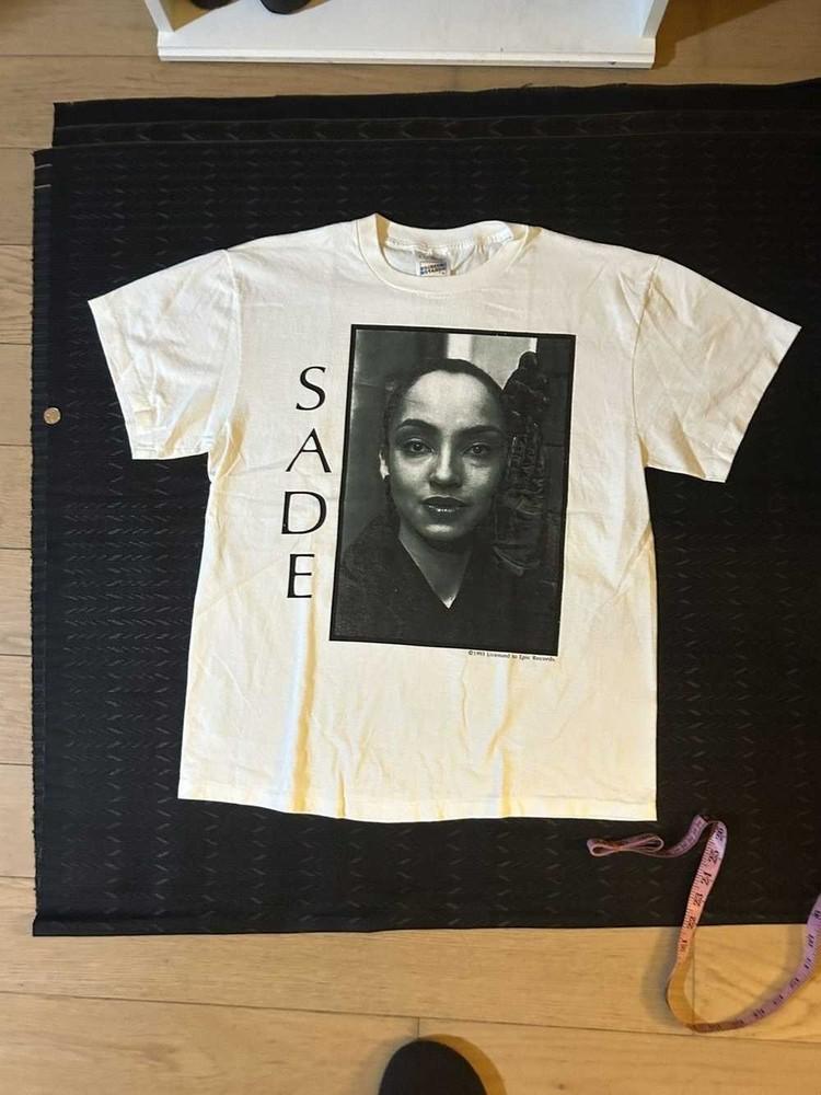 

Vintage Sade Adu White Shirt Unisex COncert S to 5XL TR333 Unisex T-Shirt S