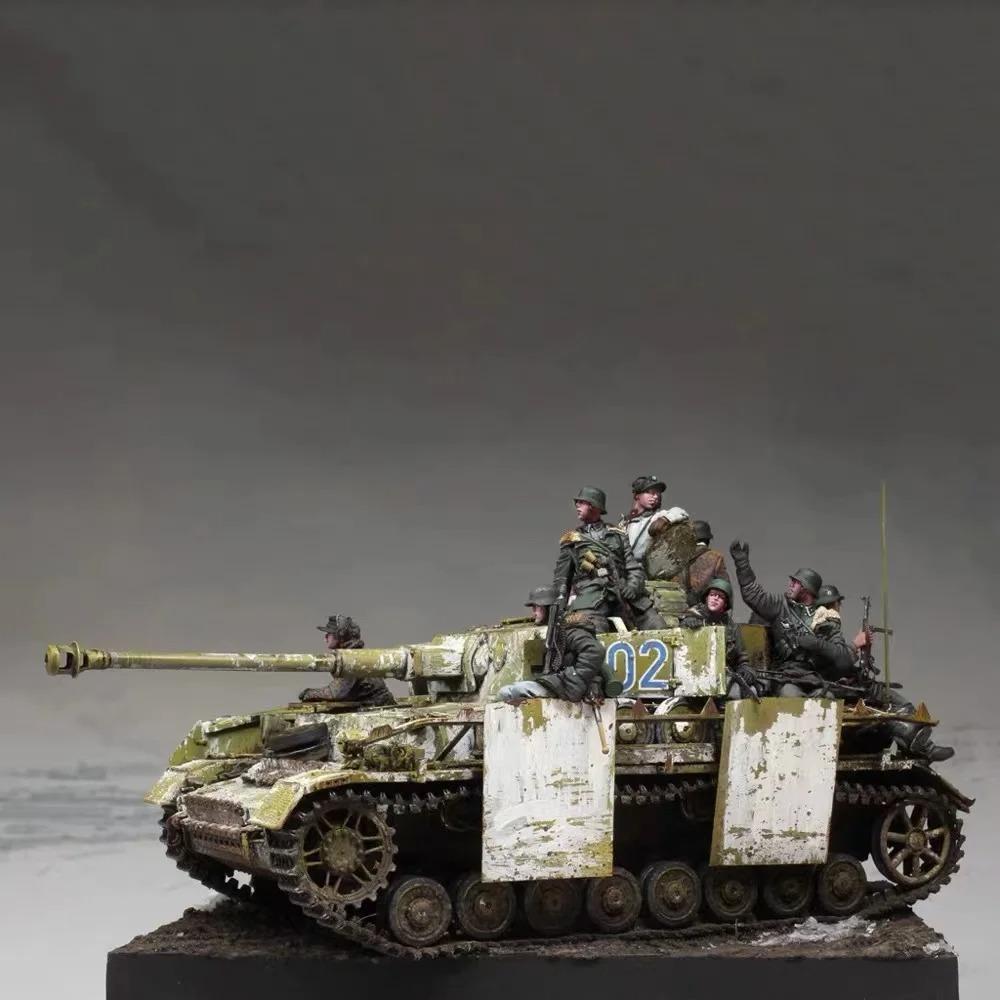 1/35 Resin Figure Unpainted Model Kit, World War II Military Theme, (13 Soldiers, No Tanks) Unassembled and Unpainted GK,