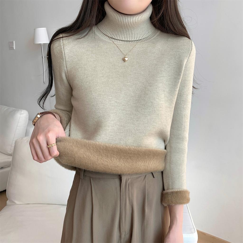 Solid color turtleneck integrated fleece thickened inner top women's winter simple basic knitted bottoming shirt soft waxy sweater