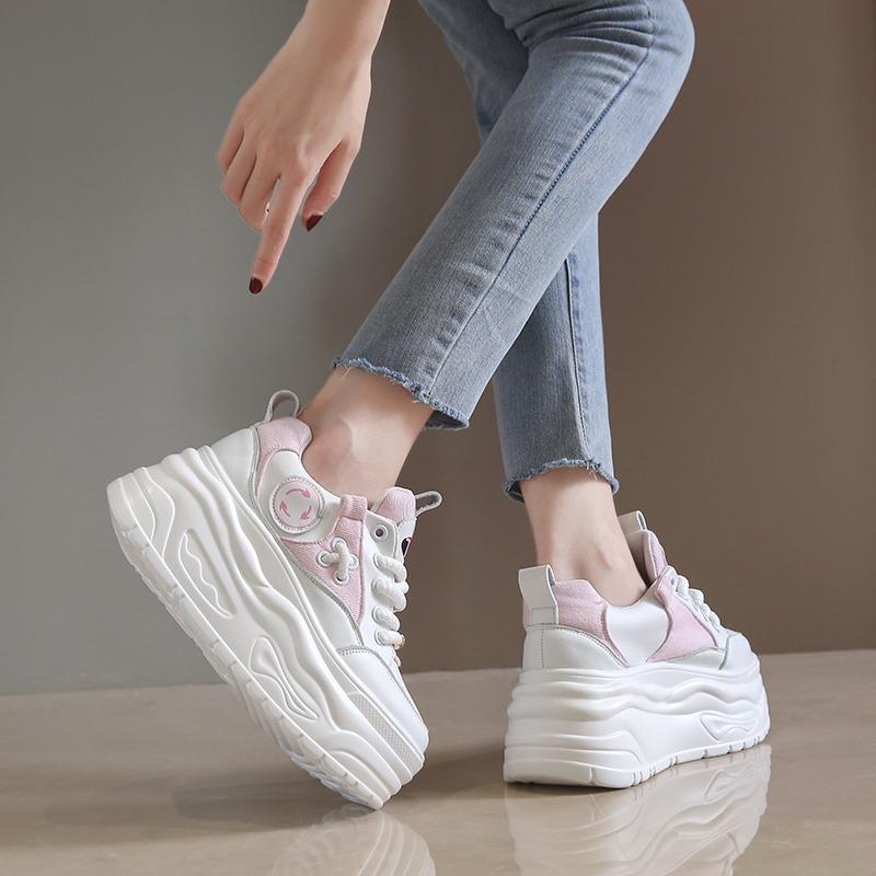 Fashion Petite Thick Bottomed White Women's Shoes 2024 Autumn/Winter New Release Spongy Cake Shoes Trendy Brand Color Block Sports Casua