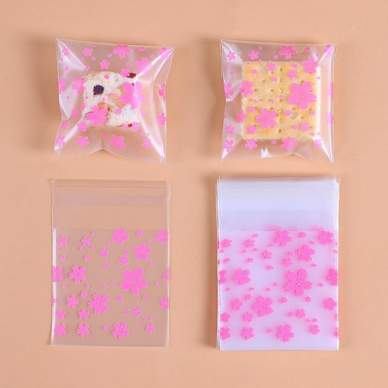100Pcs 7x7+3cm Small Plastic Cartoon Self-Adhesive Bakery Packaging Cookie Snack Candy Bags Xmas Party Gift