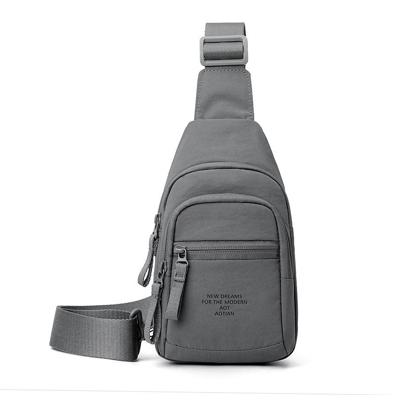 Borsa a petto resistente in tessuto Oxford con tasche multiple – Borsa a tracolla leggera unisex per viaggi, attività all'aperto e uso quotidiano