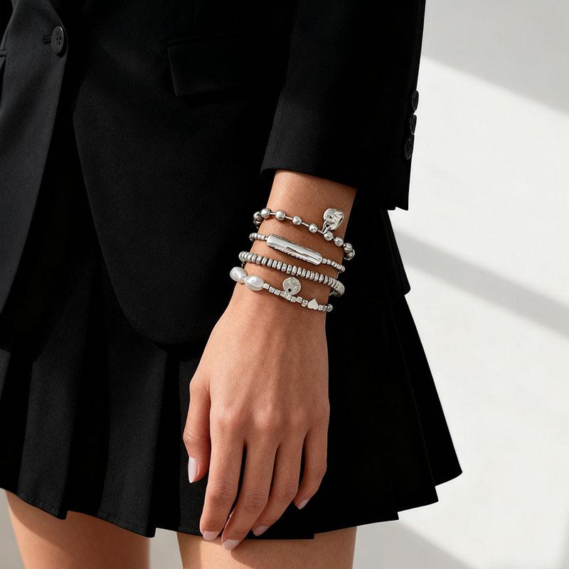 4Pcs/Set New Imitation Pearls Metal Heart Pendant Bracelets Women Fashion Creative Sliver Color Cube Chain Jewelry Gifts