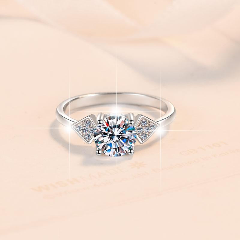 Jewelry GRA Certificate S925 Sterling Silver Four Claw Ring 1CT VVs1 Moissanite Wedding Engagement Ring for Woman