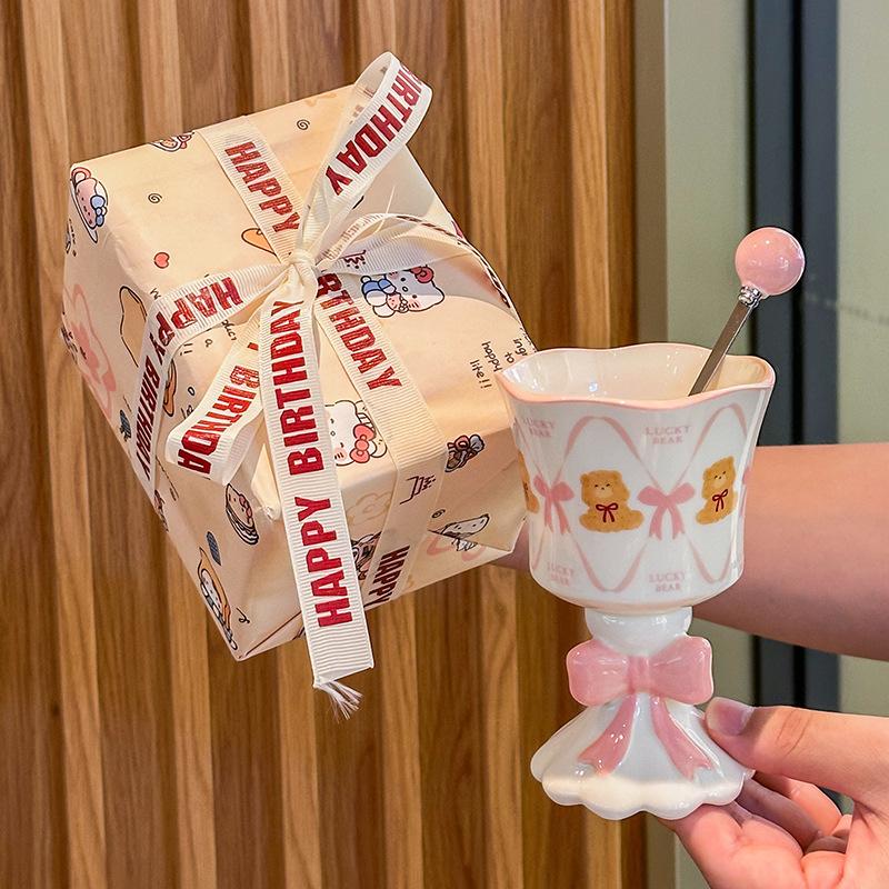 Give Your Best Friend a Birthday Gift, Cute and High-value Bear Cup, Soft and Cute Ceramic Mug, and Female Souvenir Gift Box.