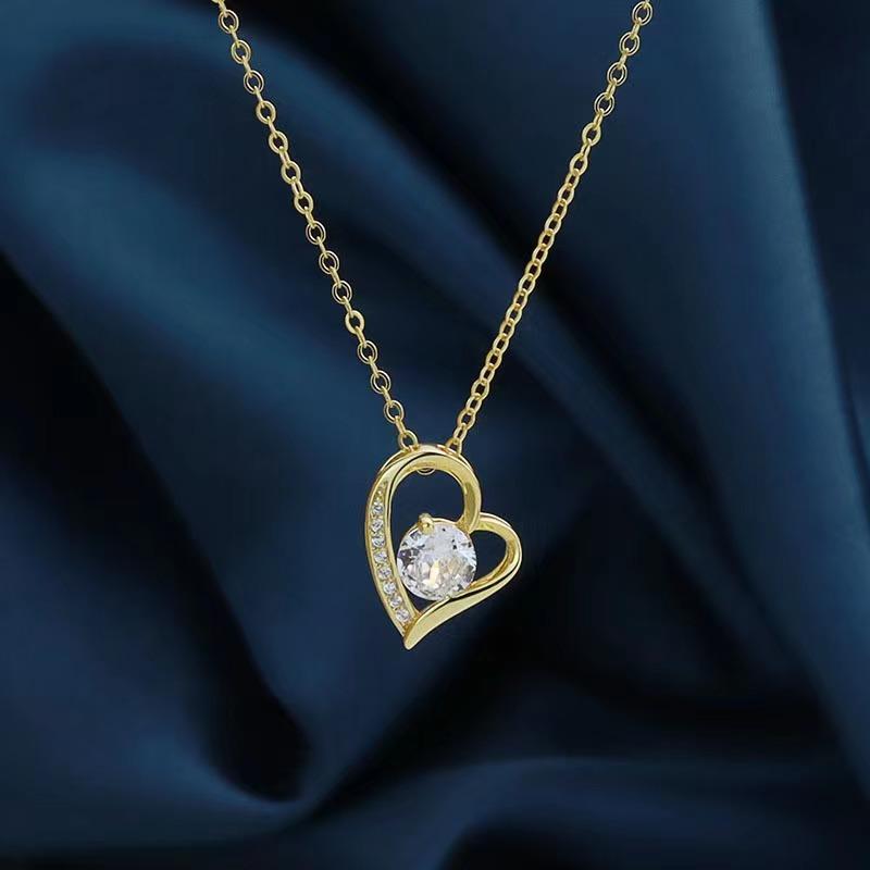 

S925 Silver Heart Zircon Necklace, Classic Heart-Shaped Pendant, Sterling Silver Clavicle Chain 925 Silver