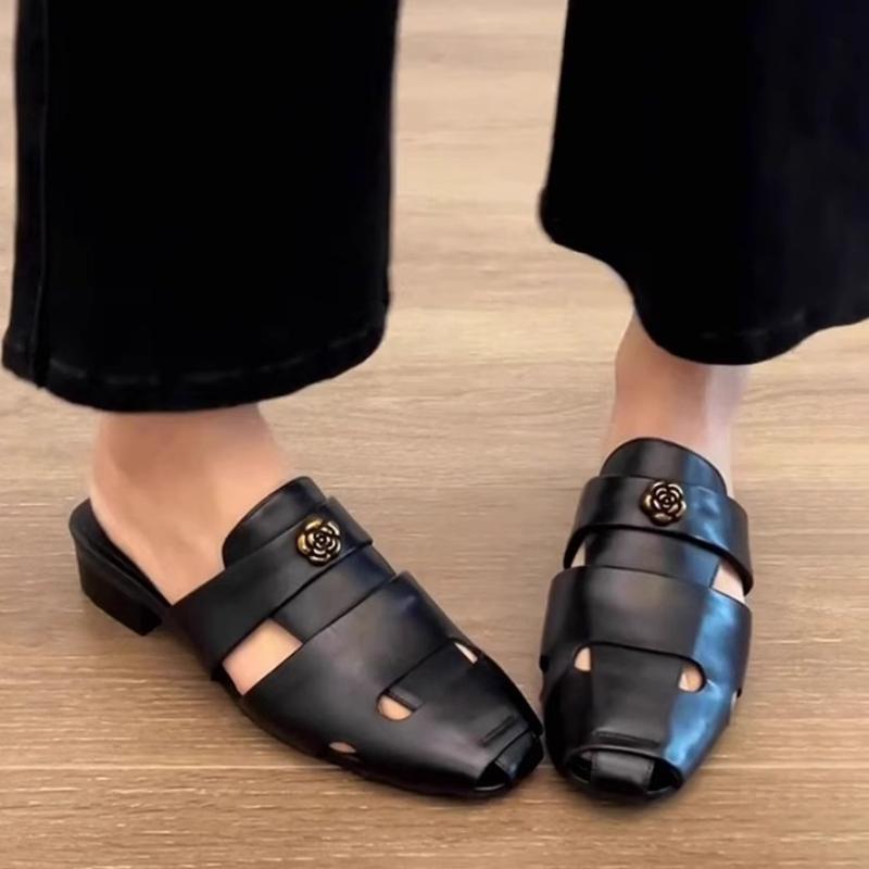Fashion Fashion Metal Flower Decoration Brand Slippers Women Black Hollow Splicing Slide Sandals Comfort Commuter Office Shoes Sandalias