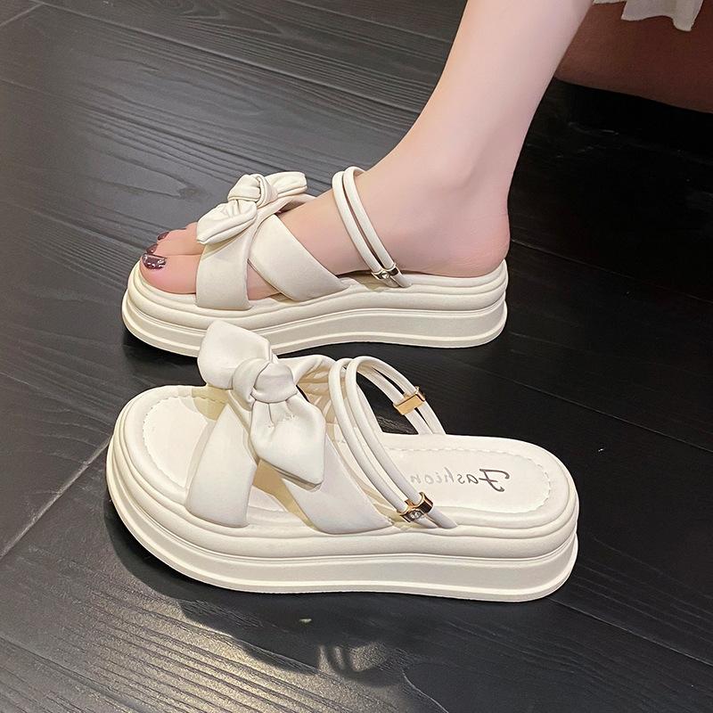 Thick-soled Fairy Wind Cool Slippers Female Year Summer New Wear Ins Trendy Fashion Beach Two Wear Sandals Female