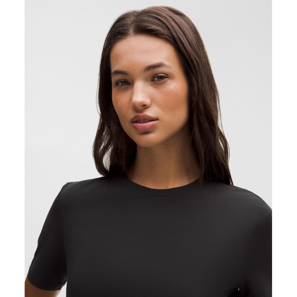 Lullulemon Love Crewneck T-Shirt Blk