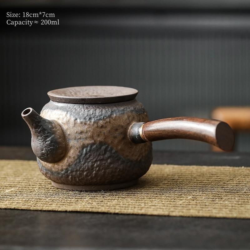 

220ml Retro Ceramic Side Handle Teapot Vintage Pottery Gilded Iron Glaze Teapot High-end Kungfu Tea Pot Tea Maker Tea Ceremony