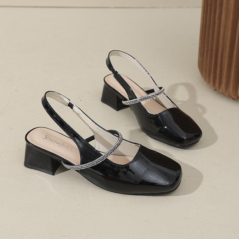 

One word with bag head sandals women s thick heel summer 2025 new middle heel square head empty single shoes versatile high heels 35