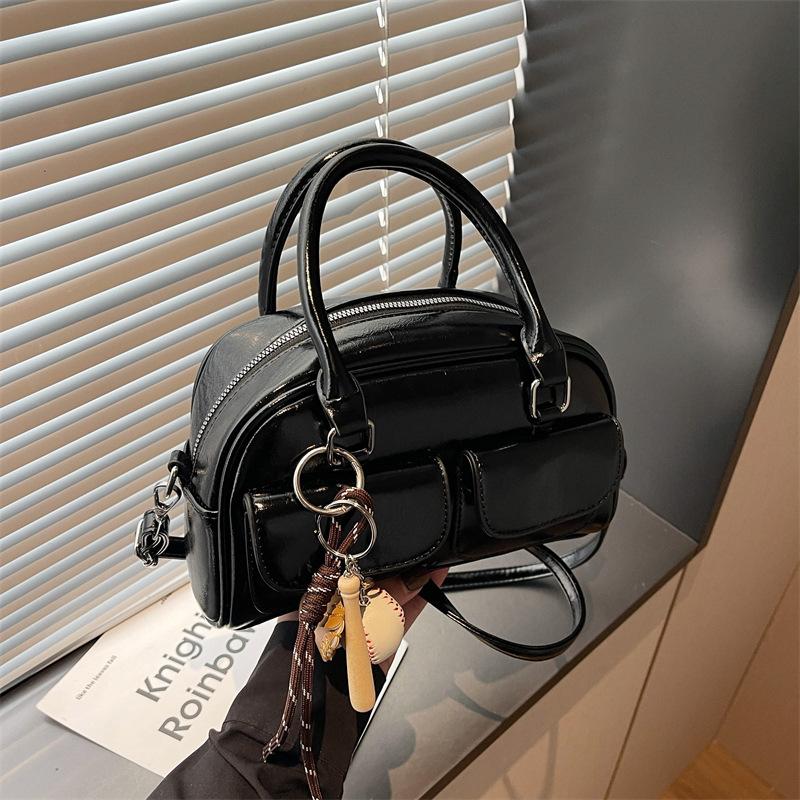 Fashion Commuter Handbag Bag Women's New Autumn and Winter Popular Versatile Messenger Bag Small Bag