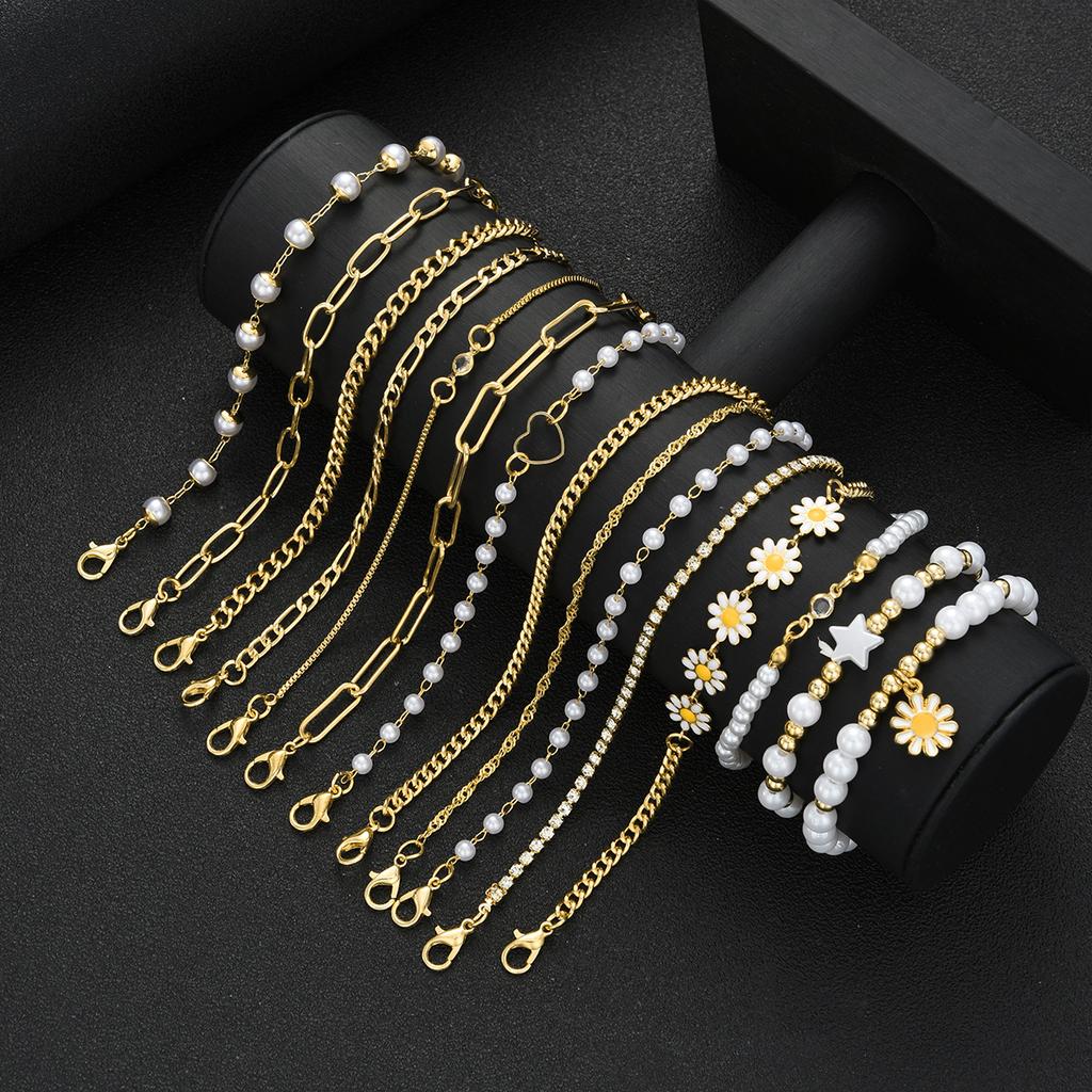 15pcs Bohemian Daisy Flower Star Bead Faux Pearl Layered Bracelets Set For Women Gold Color Summer Beach Daily Wear Jewelry Gift