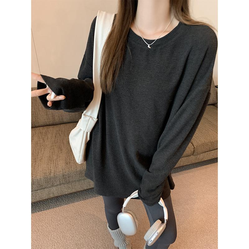 Autumn and winter brushed thickened warm knitted long-sleeved T-shirt women's new round neck lazy style mid-length inner top