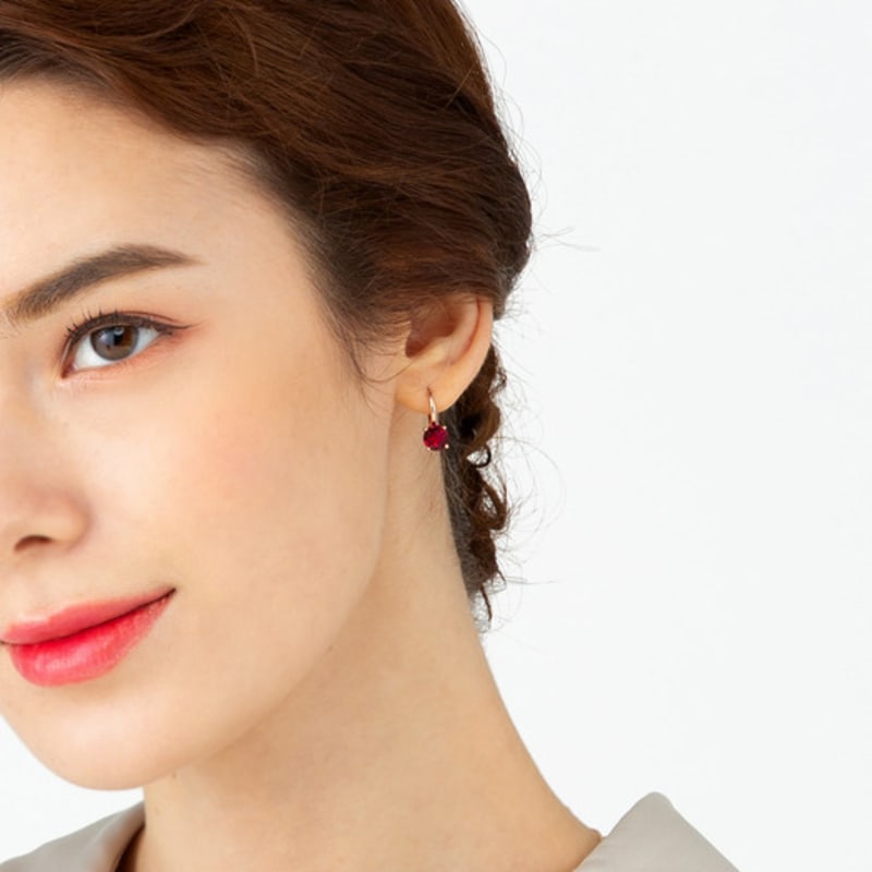 ELLE Jewelry 14K One-Touch Point Earrings (Gold Pin) ELGPEE248