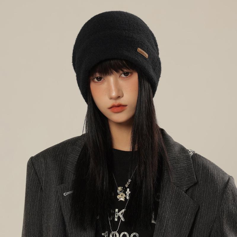 

Korean Style Women s Warm Slouchy Beanie: Windproof Ear Protection for Autumn/Winter, Maternity-Friendly One Size чёрный