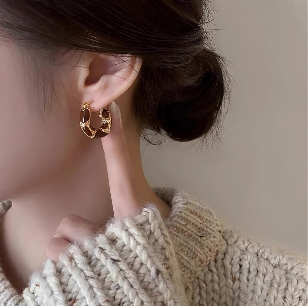 Japan And Korea Maillard Retro Autumn And Winter Women'S Stud Earrings Design Temperament High-End Earrings Factory