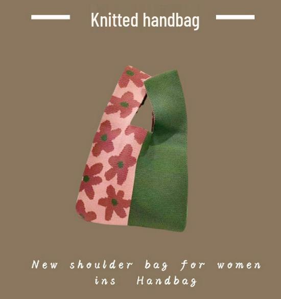Japanese Knitted Handheld Wristlet Handbag for Stroller Pushing and Commuting