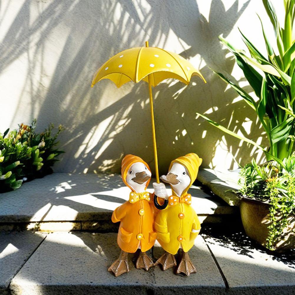Holding Umbrella Duck Statue Outdoor Garden Yard Yellow Umbrella Duck Figurine Resin Animal Sculpture Home Office Decoration