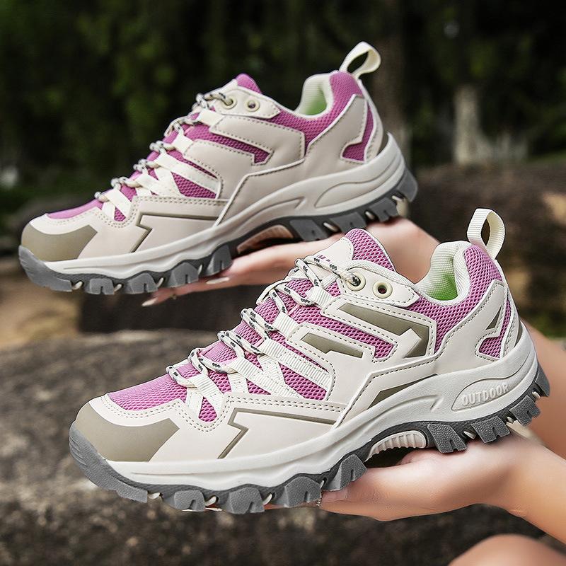 Large size new couple hiking shoes mesh breathable outdoor sports shoes camping off-road hiking men's and women's shoes