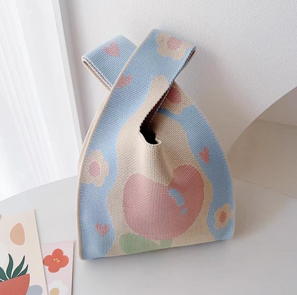 Holiday gift bag knitted bag Muse festival cute flowers to send staff handbag Korean version style gift knitted bag