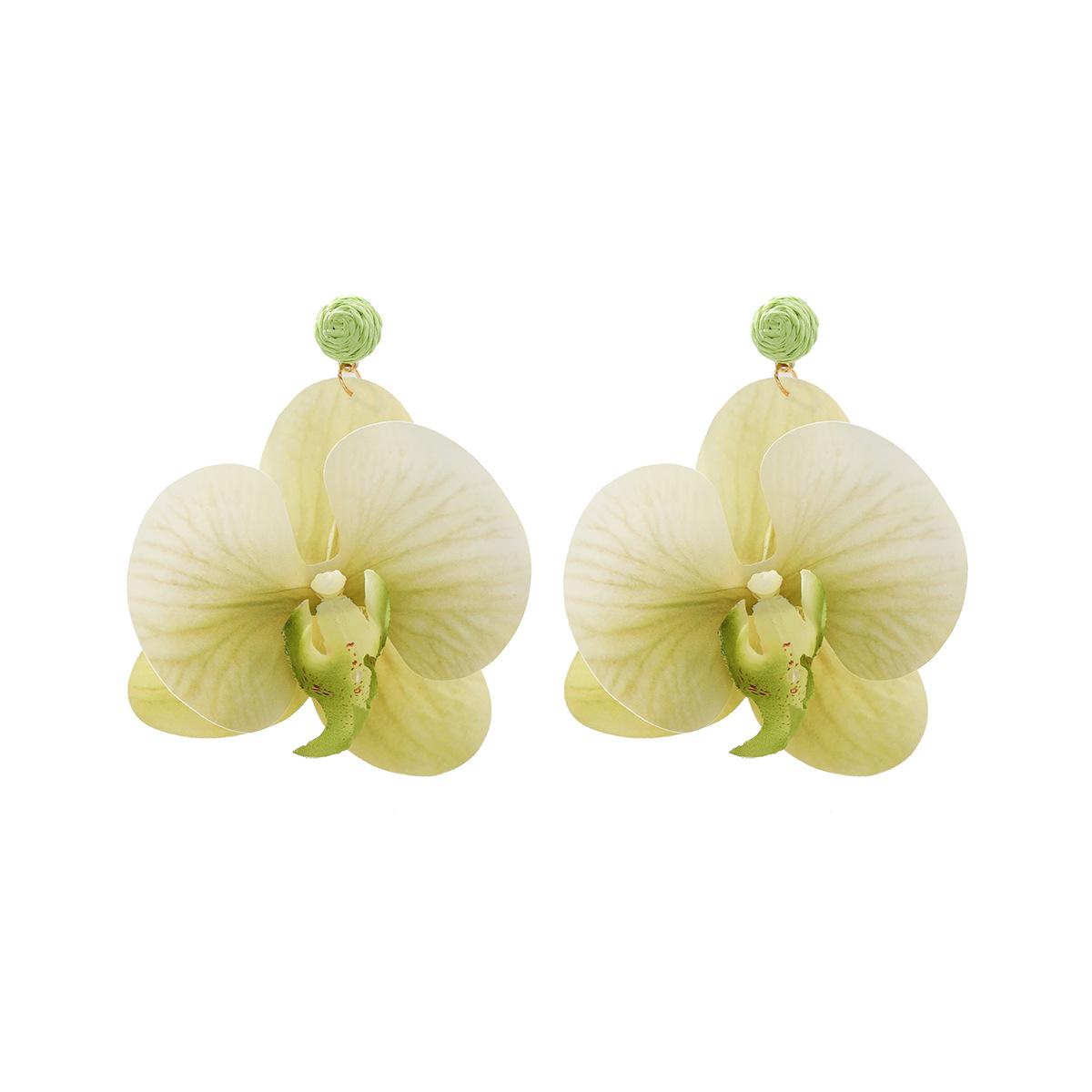 

Модные серьги-подвески для женщин зелёный