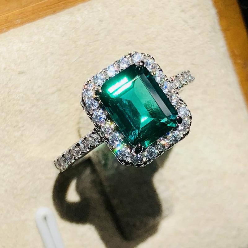 European And American Party New Women'S Ring Green Cube Zirconia Gorgeous Women'S Accessories Anniversary