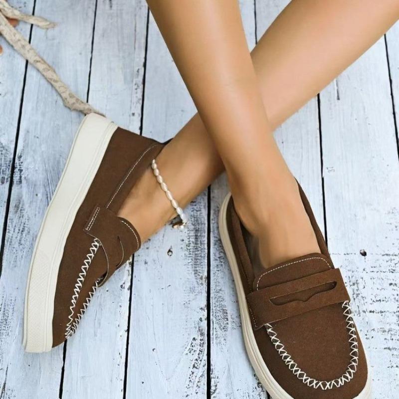 Fashion 2025 New Women Loafers Retro Outdoor Designer Shoes Women Trend Fashion Slip-On Sneakers Rubber Sole Lightweight Women Shoes