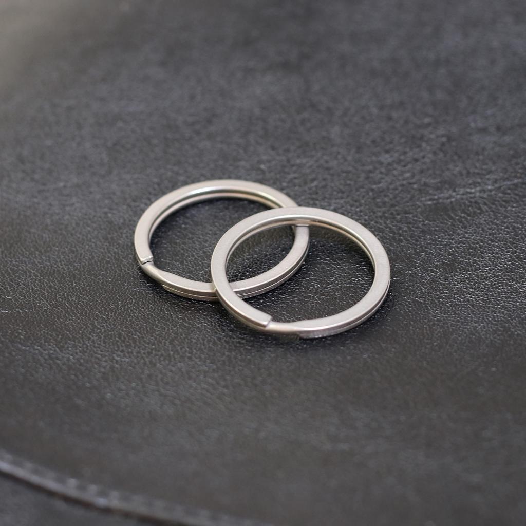 Titanium Ti Ring Keychain Glossy Outer Diameter F Glossy [TUNUKE] Carabiner, Gray, Flat, 18/25/30mm (18mm, Gray)