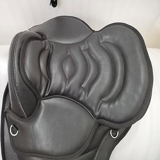 Saddle All Purpose Treeless English Tack Saddle + Matching Girth Saddle Solid Grip .