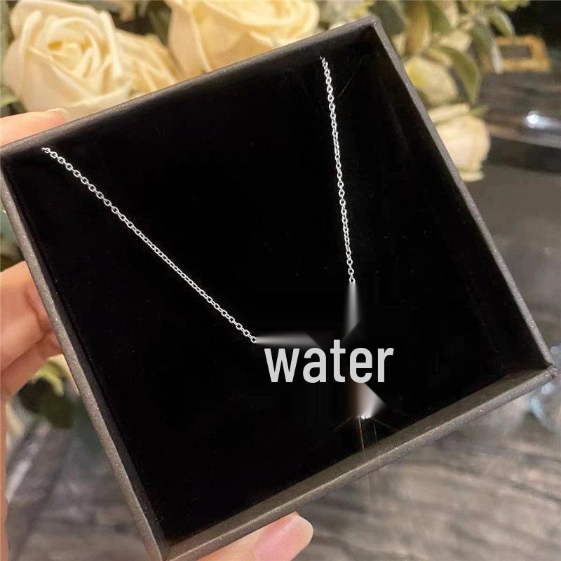 Stylish Women s Bow Knot Necklace: Micro-Inlaid Diamond Clavicle Chain, Colorfast & Versatile Accessory for a Sophisticated Look