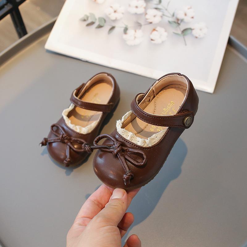 

Туфельки из маленькой кожи Xiaoxiangfeng для девочки, весна 2025, новая обувь для малышей, детская обувь на мягкой подошве для детей среднего и маленького возраста, детские туфельки принцессы 26