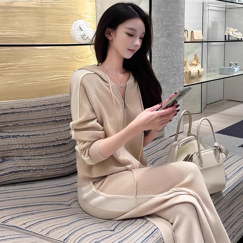 

Chic Salt-Style Autumn Knit Two-Piece Set: Hooded Jacket & Wide-Leg Pants for Women Large