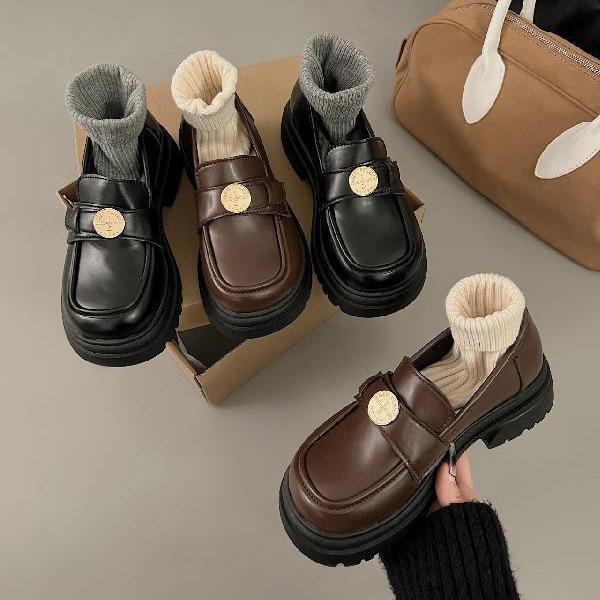 Thick-soled one-pedal loafers women's autumn and winter 2025 new retro small leather shoes British style thick heel single shoes small fragrant style