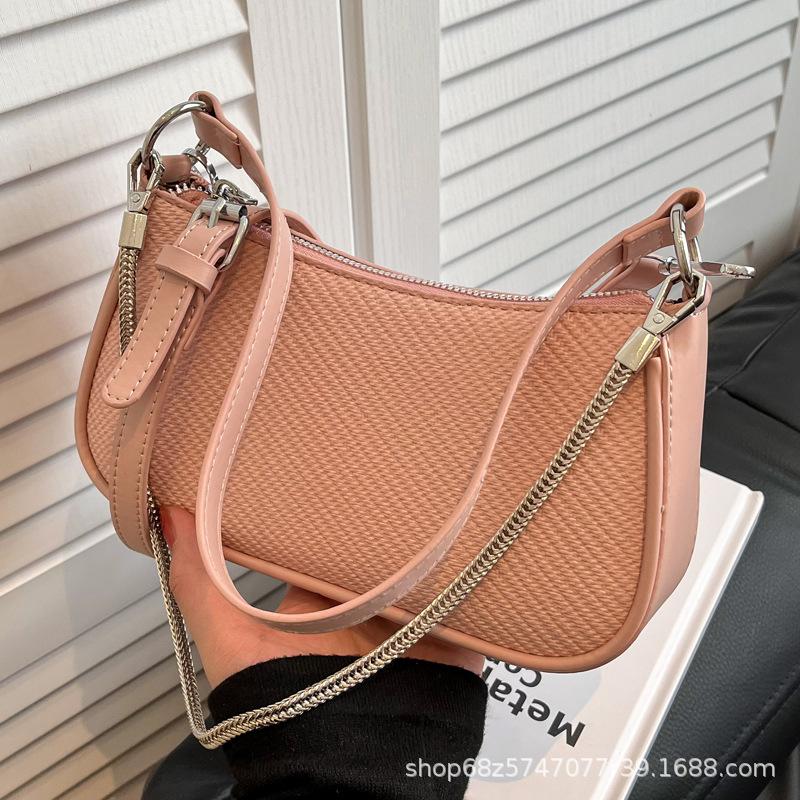 New Korean Version Fashionable Temperament Simple Chain Underarm Bag Versatile Commuter Casual Solid Color Shoulder Messenger Bag