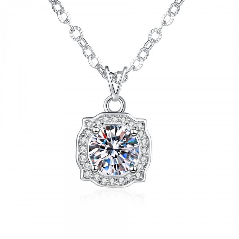 Moissanite Pendant Necklace Minimalist Square Clavicle Chain Women Fashion Jewelry