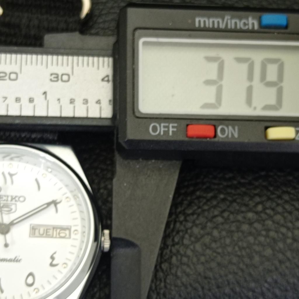 AUTOMATIC VINTAGE REFURBISHED SEIKO 5 6309A JAPAN MENS WHITE WATCH a441402-5 Sk-a441402