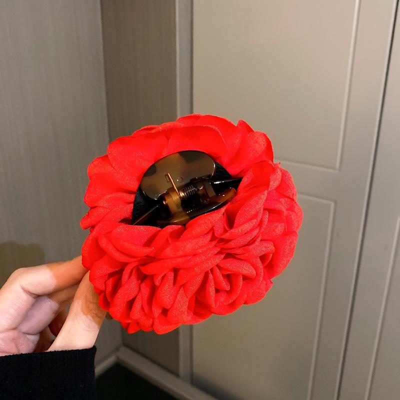 Korean Fashion Flower Hair Clip: Sweet Girl Shark Claw for Updos - Fresh, Stylish Hair Accessory