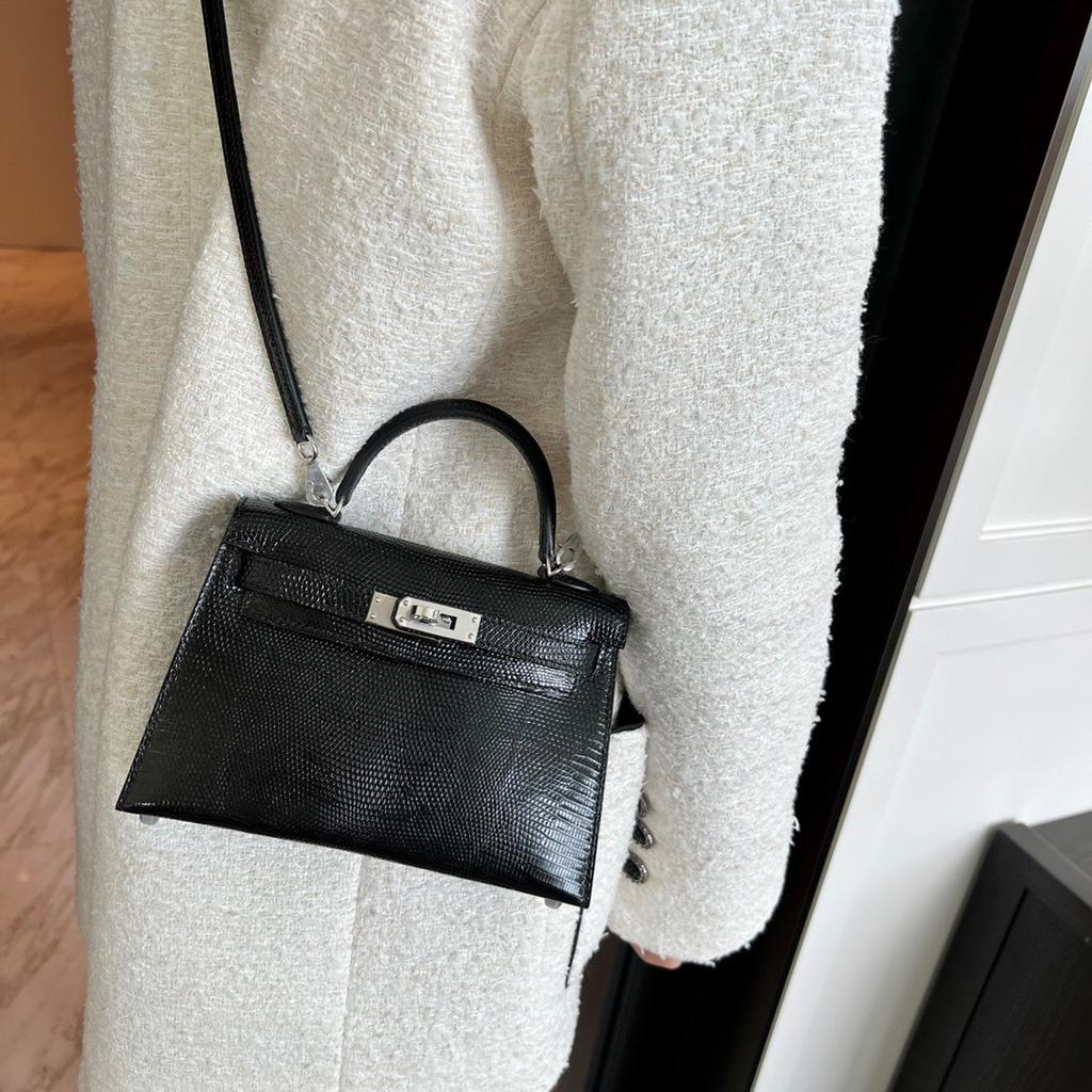 Haute Couture Mini Second Generation Half Hand Lizard Pattern Cowhide One Shoulder Crossbody Handbag Women's Light