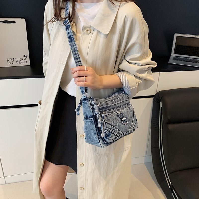 Women's Bag Vintage Denim Bag Travel Crossbody Bag Multi-Layer Shoulder Bag Underarm Bag