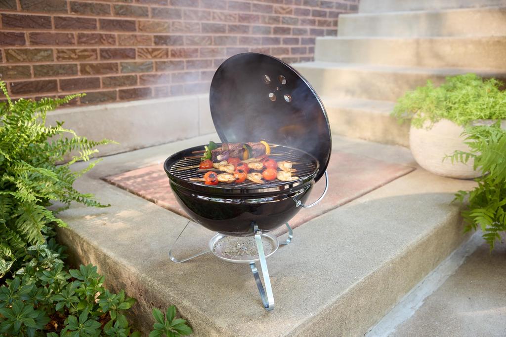 Weber Smokey Joe BBQ 37cm Camping Fire Person 1501695 [Amazon Exclusive] Grill, Diameter, Black, Pit, 4-6 Capacity, [10-Year Warranty]
