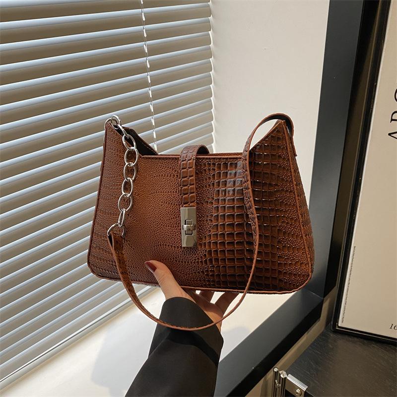 High Sense Temperament Niche Design Atmosphere New Bag Popular Handbag Shoulder Underarm Bag Women
