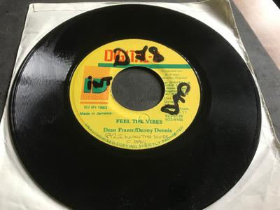 7inch Record DEAN FRASER / DANNY DENNIS - Feel the Vibes NONE Digital-B 1993 Jamaica Reggae, Ska & Dub Used