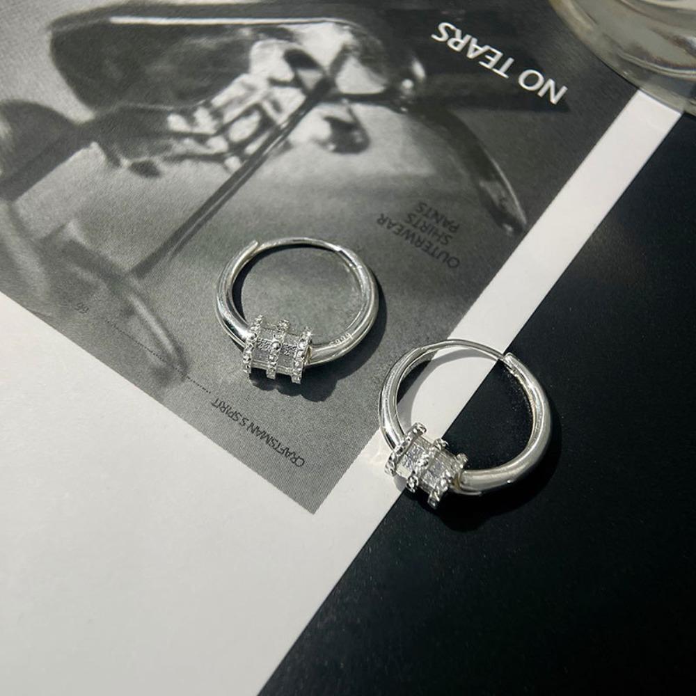 

Панк Красавчик Для Женщин Мода Мода Ювелирные Изделия Мужские Серьги-кольца Серьги в корейском стиле Пряжка для ушей