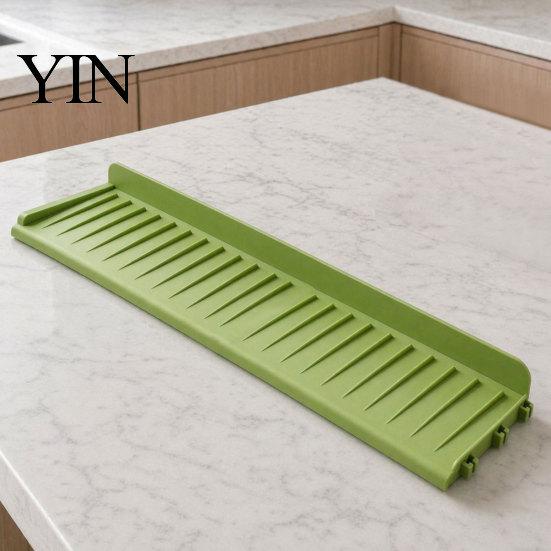 Non-slip Draining Mat Silicone Kitchen Sink Faucet Mat, Foldable Splash Guard with Suction Cup, 5 Degrees Slope Countertop Water for Bathroom Cups